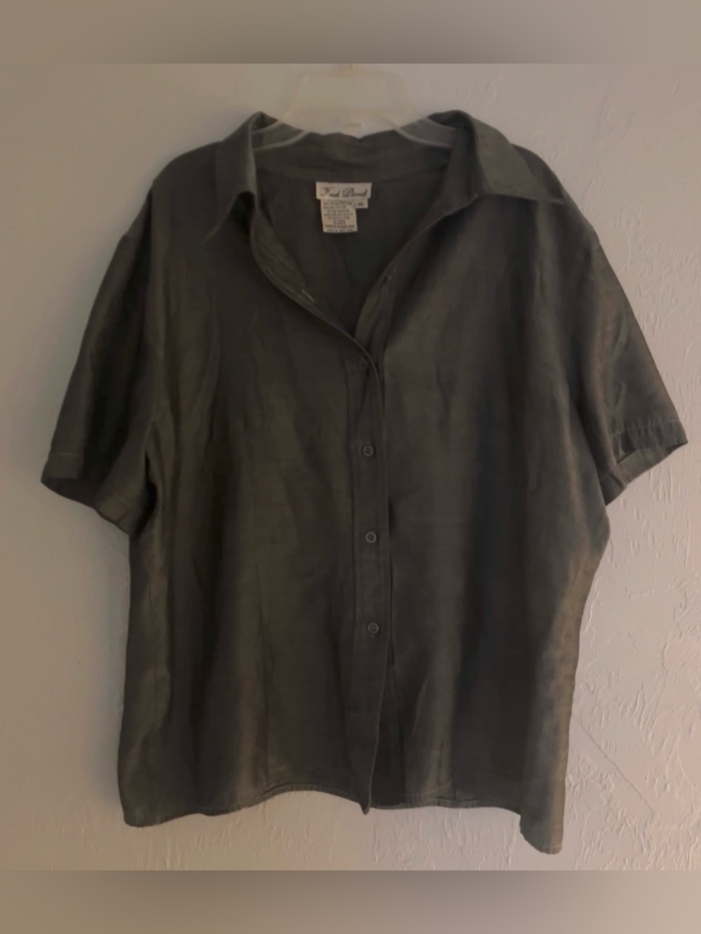Fred David Short-Sleeve Button-Down Shirt in 
 Gray